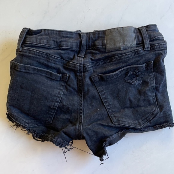 Aero high rise black ripped shorts - Picture 5 of 6